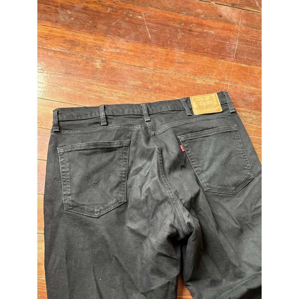 Levis 541 Premium Jeans Mens 38x30 Black Denim Athletic Taper Pants
